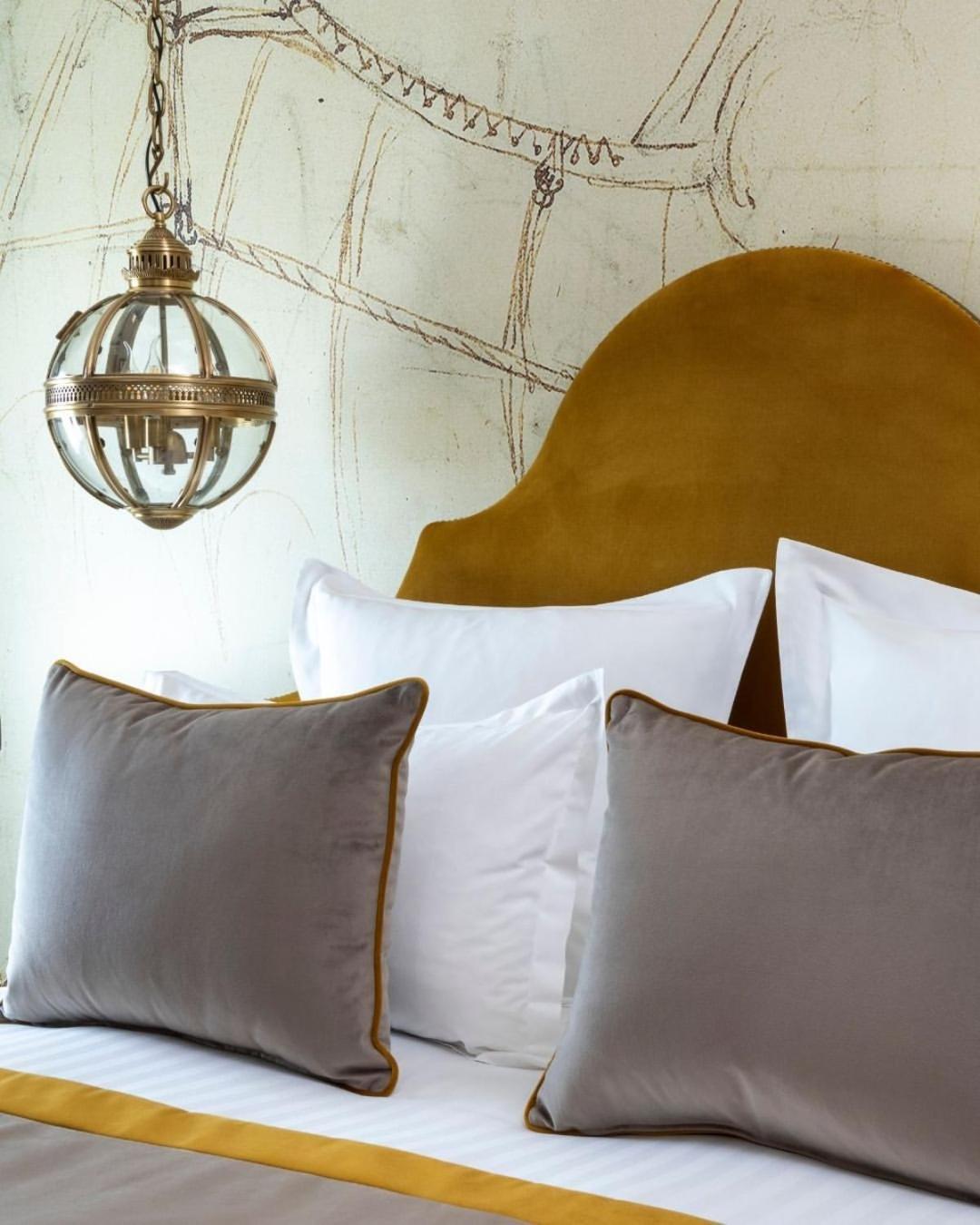 Hotel Heavenwood Near Delhi Airport 4*